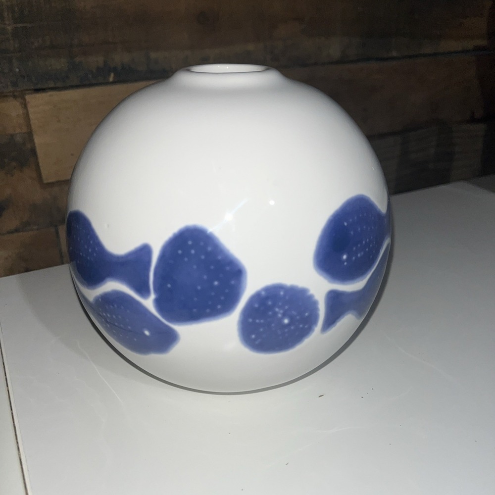 Viva By Vietri Santorini Fish Vase Decorative Accents Playful Modern Round Ball - Picture 5 of 9